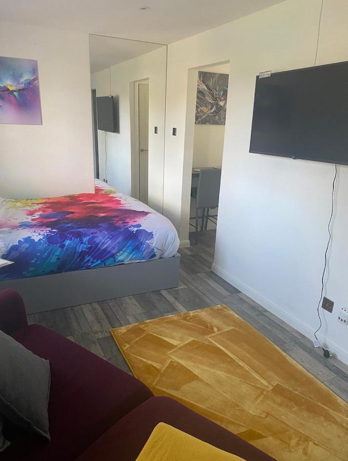 Cosy Studio Apartment Waterlooville Exterior photo